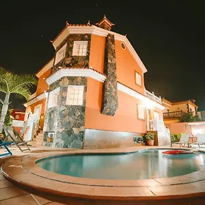https://villa-morada-sonneland.in-canary-islands.com