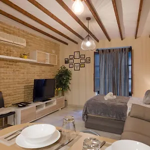 Y Lofts En Triana Apartment