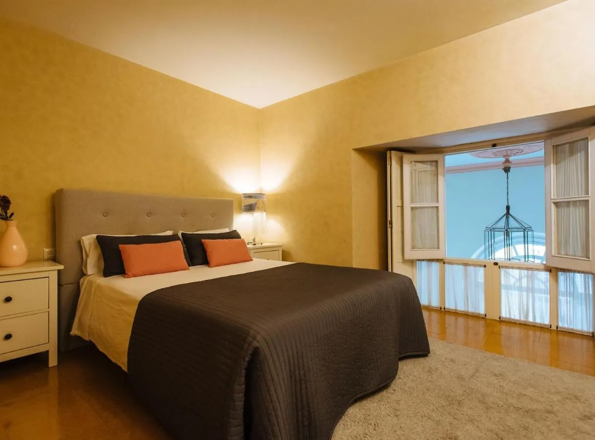 Pajaritos Suite Apartment - Private Parking Included Seville